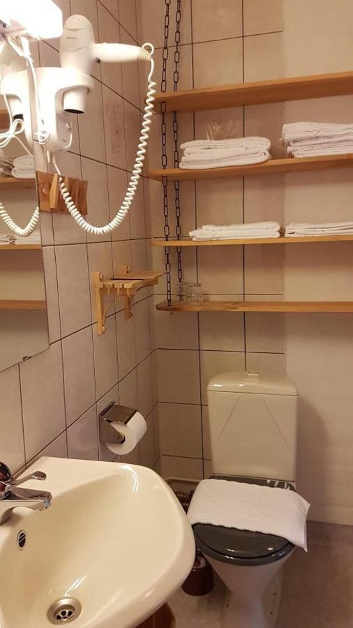 Stf Hotel & Hostel Persasen Ngoại thất bức ảnh