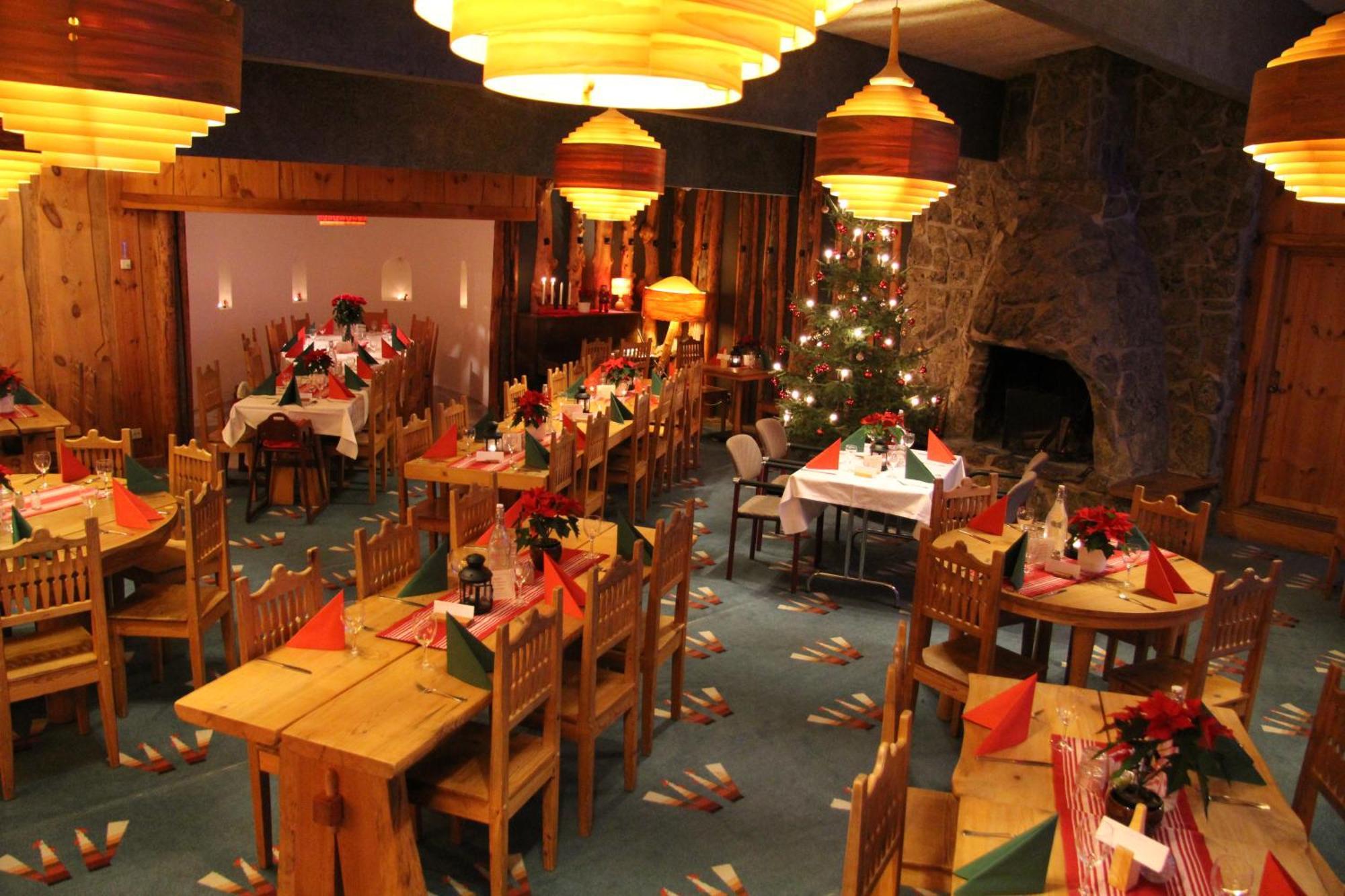 Stf Hotel & Hostel Persasen Ngoại thất bức ảnh